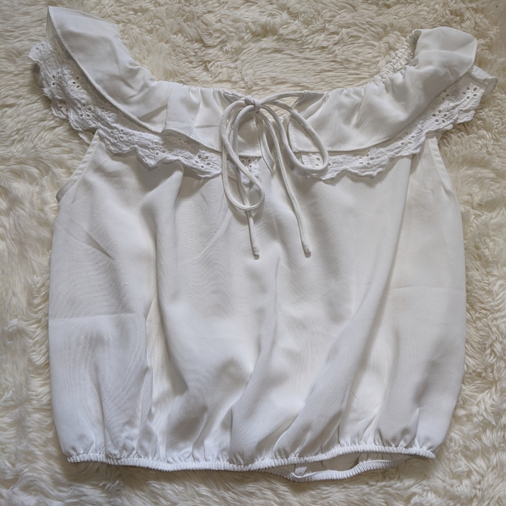 Wildfire Eyelet Peasant Blouse, white short sleeve, off the shoulder shirt small